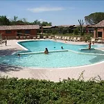 Ξενοδοχείο με διαμερίσματα Due Ponti Village Cesenatico