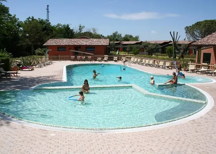 Due Ponti Village צ'סנטיקו