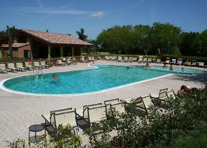 Due Ponti Village מלון דירות 4*