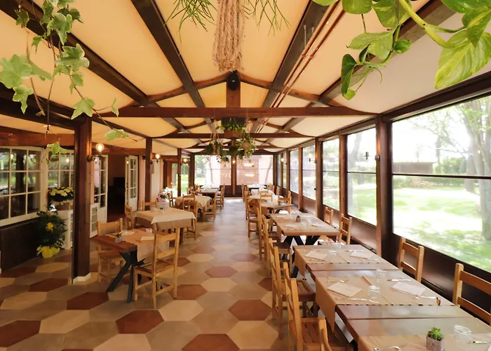 Due Ponti Village 4* צ'סנטיקו