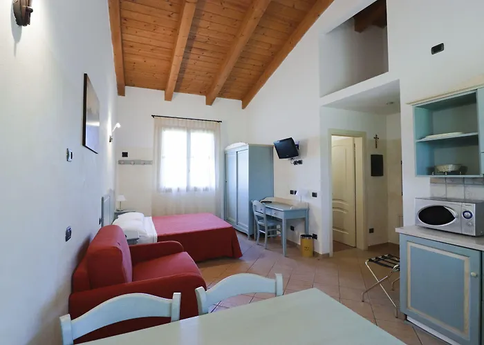 מלון דירות Due Ponti Village 4*