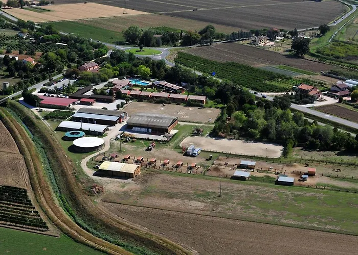 Due Ponti Village צ'סנטיקו