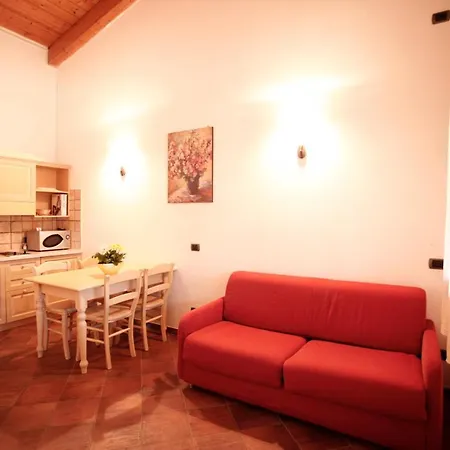 Ξενοδοχείο με διαμερίσματα Due Ponti Village