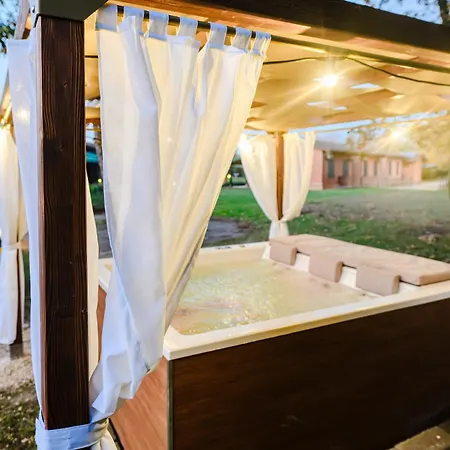 Due Ponti Village Hotel apartamentowy 4*