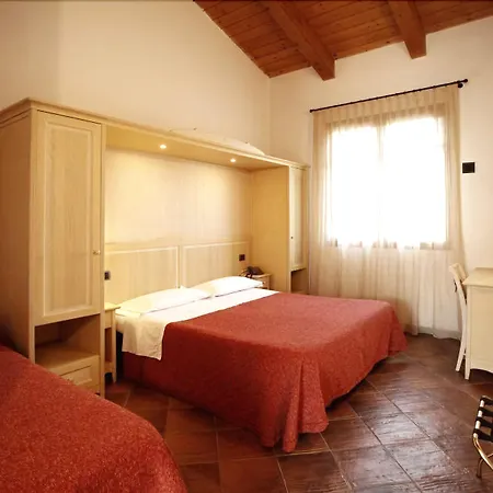 Due Ponti Village 4*