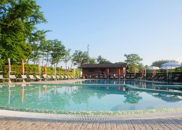 Due Ponti Village Aparthotel 4*