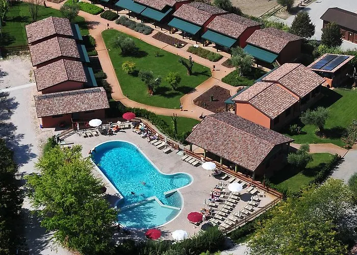 Due Ponti Village 4*